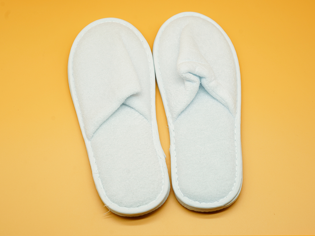 Pantuflas tela de toalla Caja de 100 pares